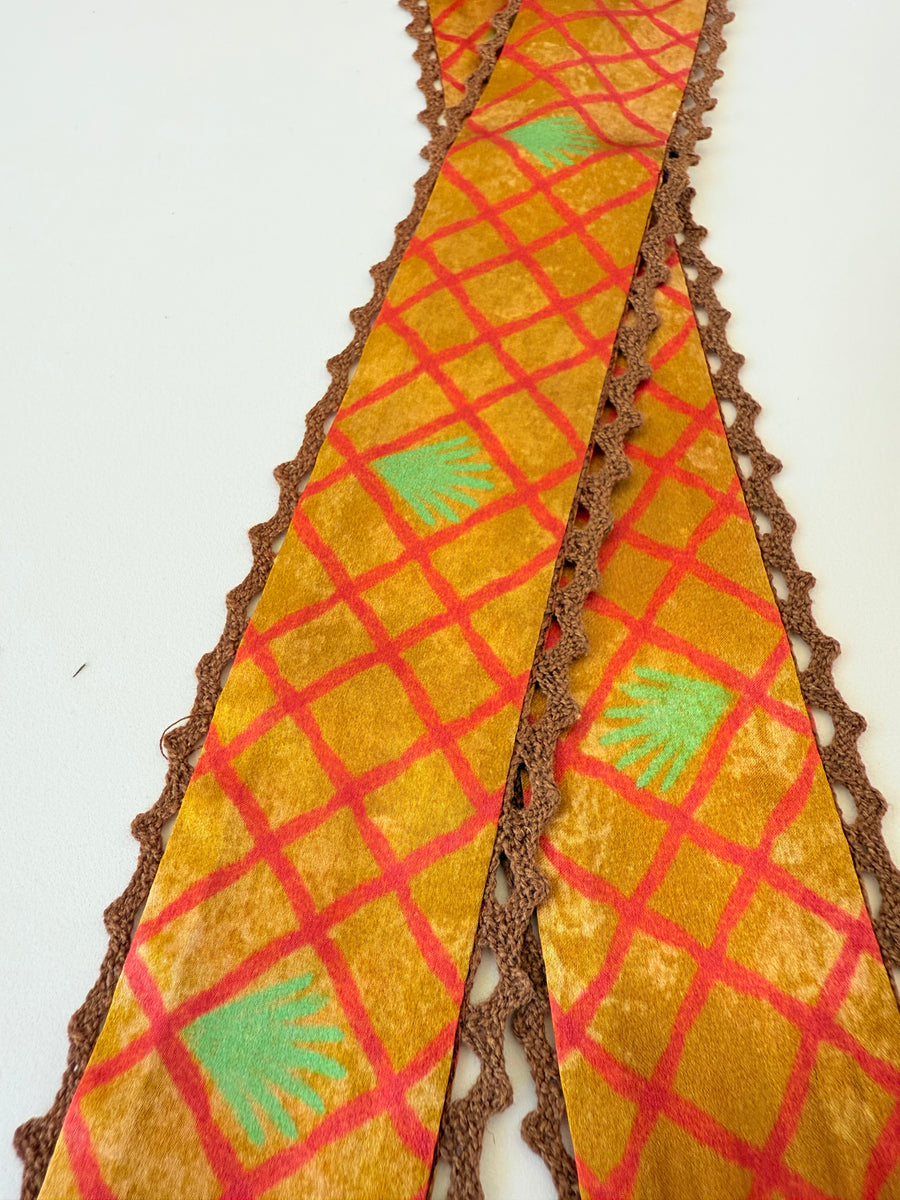 Painted in Plaid Twilly